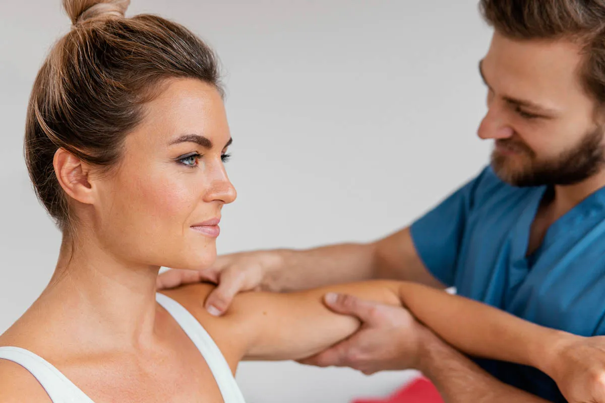 Physical-Therapy-After-Rotator-Cuff-Surgery-01